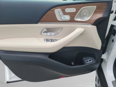 New 2026 Mercedes-Benz GLS 450 4MATIC image 27