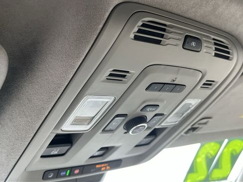 Used 2022 Cadillac Escalade ESV Premium Luxury Platinum w/ Heavy-Duty Trailer Package image 48