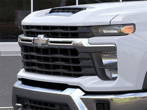 New 2025 Chevrolet Silverado 3500 LT w/ Convenience Package image 13