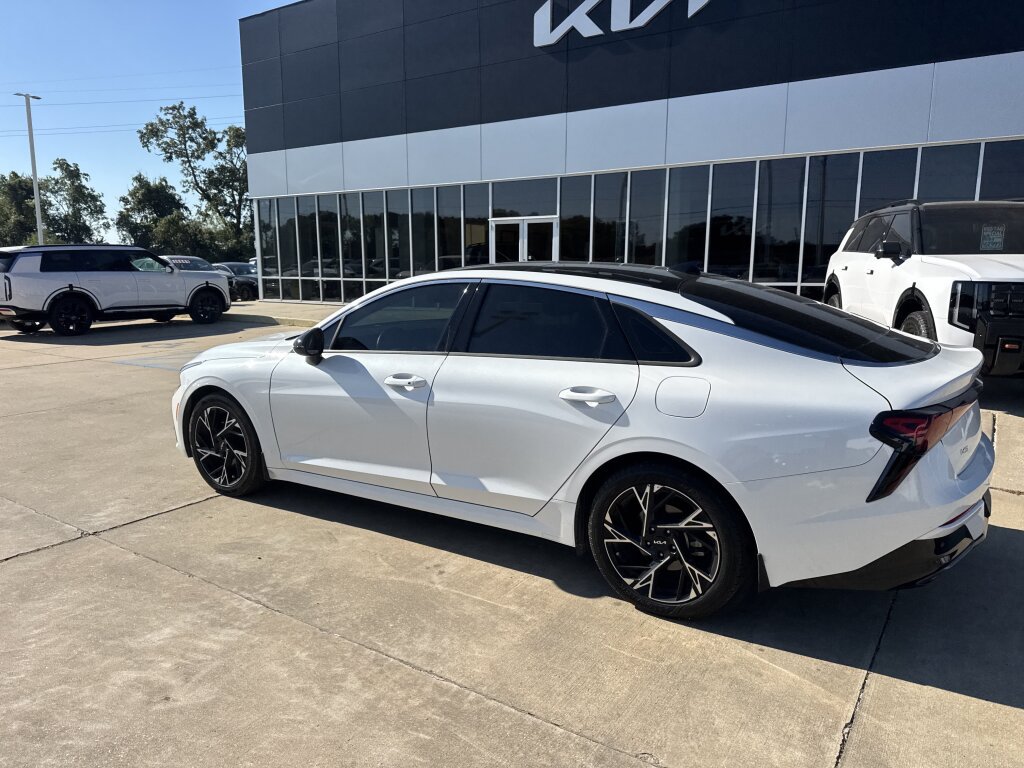 Certified 2025 Kia K5 GT-Line w/ GT-Line Premium Package FWD image 16