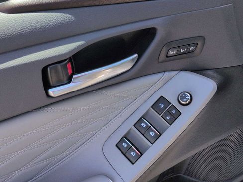 Used 2020 Toyota Avalon Limited w/ All Weather Liner Package FWD image 11