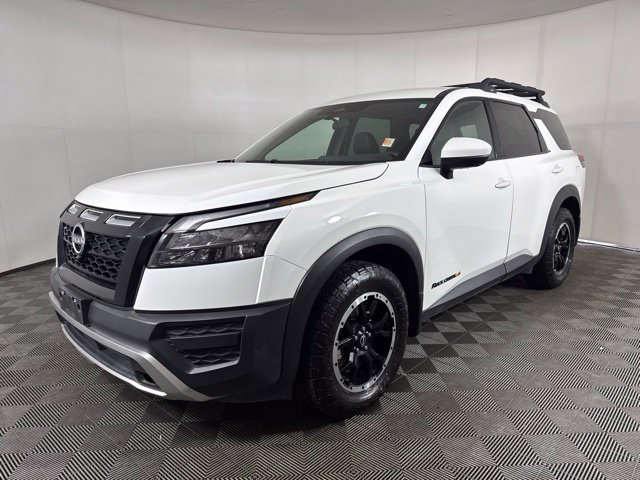 Used 2024 Nissan Pathfinder Rock Creek AWD/4WD image 8