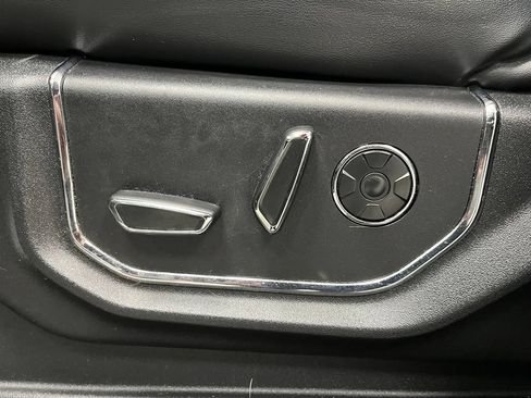 Used 2018 Ford Expedition Max Platinum AWD/4WD image 25