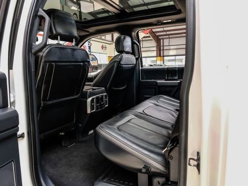 Used 2022 Ford F250 Platinum w/ FX4 Off-Road Package image 37