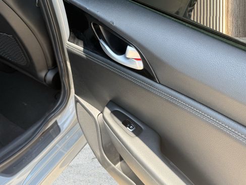 Used 2022 Kia Stinger GT-Line image 36