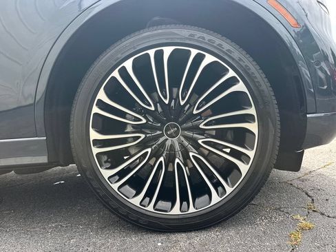 Used 2024 Lincoln Aviator Black Label w/ Class IV Trailer Tow Package AWD/4WD image 13