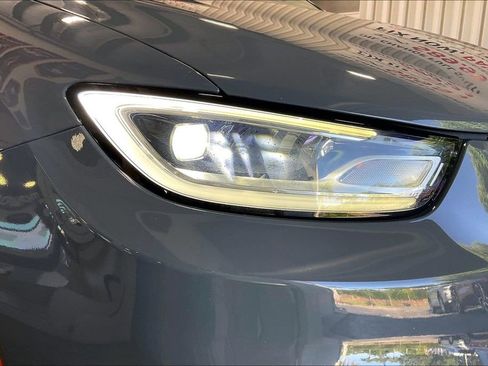 Used 2023 Chrysler Pacifica Touring-L FWD image 26