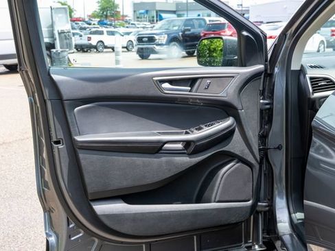 Used 2023 Ford Edge SE AWD/4WD image 46
