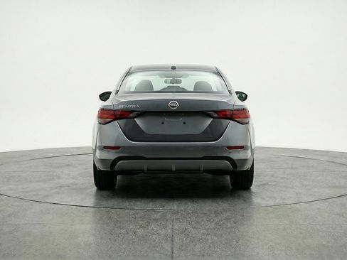Used 2025 Nissan Sentra SV image 7