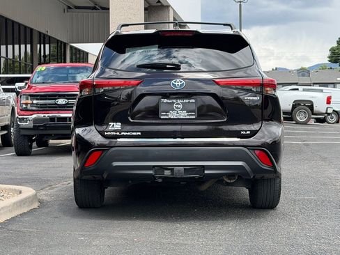 Used 2022 Toyota Highlander XLE FWD image 50