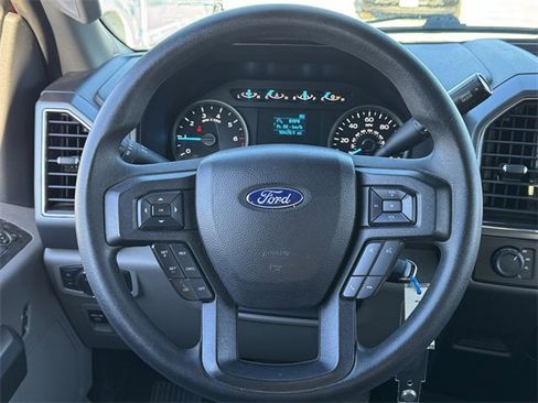 Used 2020 Ford F150 XLT image 12