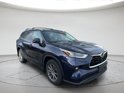 Used 2021 Toyota Highlander XLE