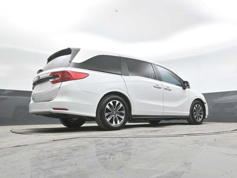Used 2023 Honda Odyssey EX-L image 34