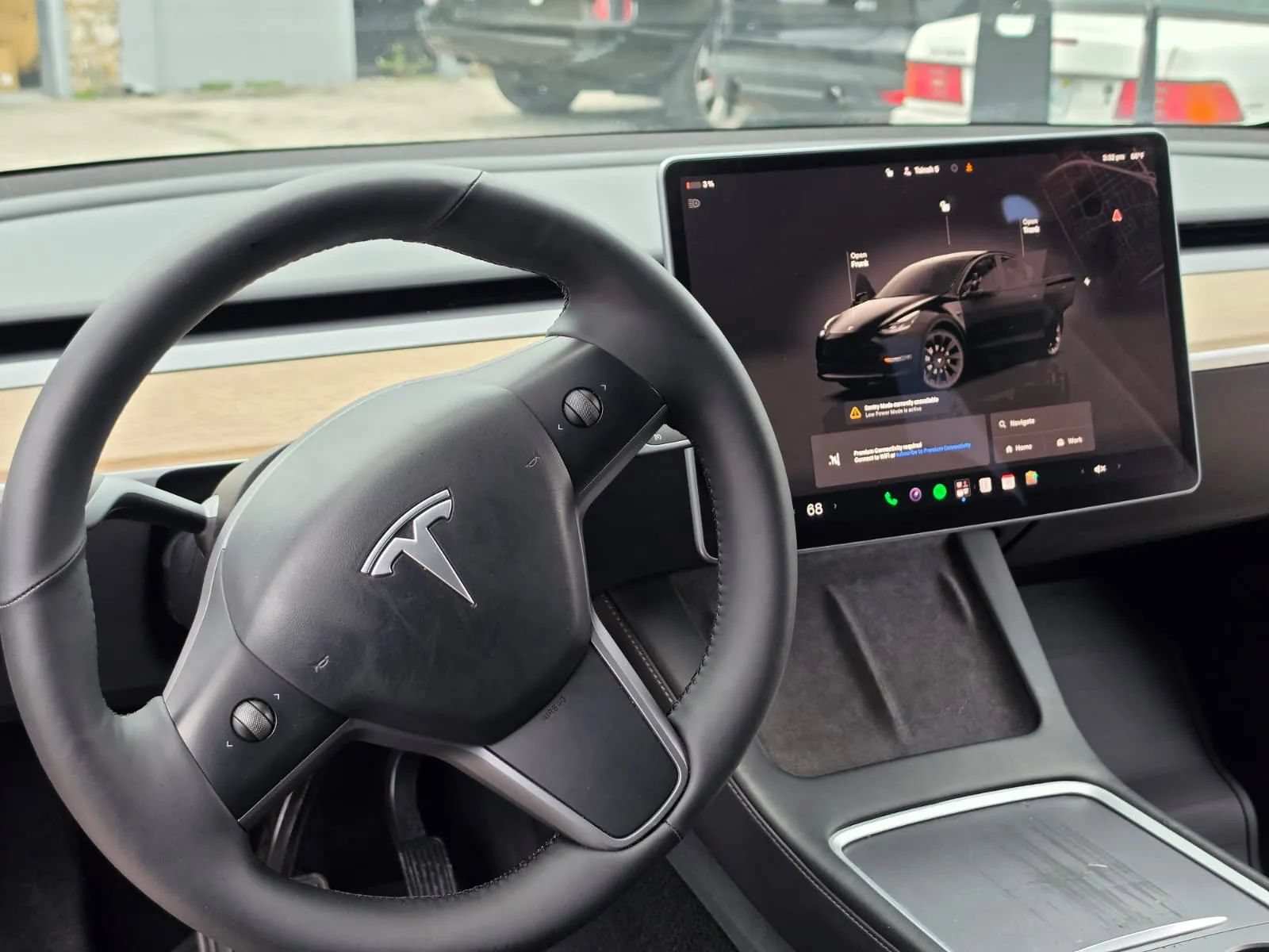 Used 2023 Tesla Model Y AWD image 14