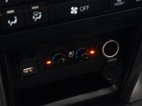 Used 2024 Toyota 4Runner Limited RWD image 31