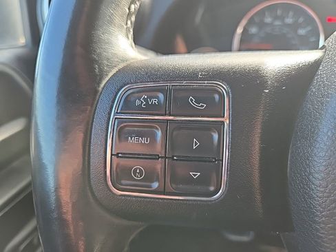 Used 2017 Jeep Wrangler Rubicon w/ Power Convenience Group AWD/4WD image 40
