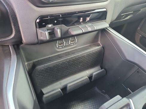 Used 2023 RAM 1500 Big Horn AWD/4WD image 25