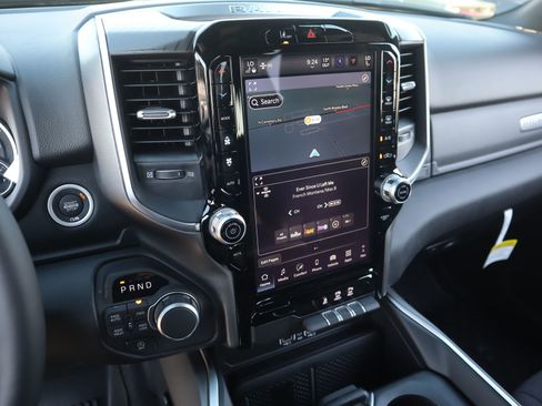 New 2026 RAM 1500 4x4 Crew Cab image 5