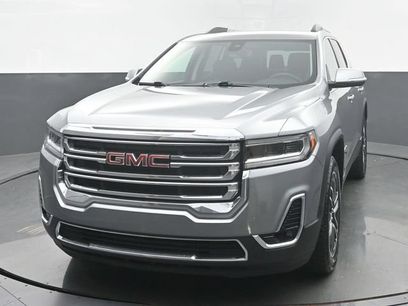 Used 2023 GMC Acadia SLT w/ Preferred Package