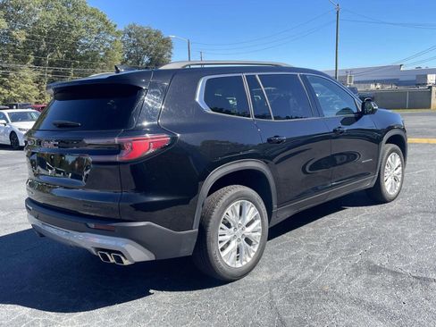 Used 2024 GMC Acadia Elevation image 3