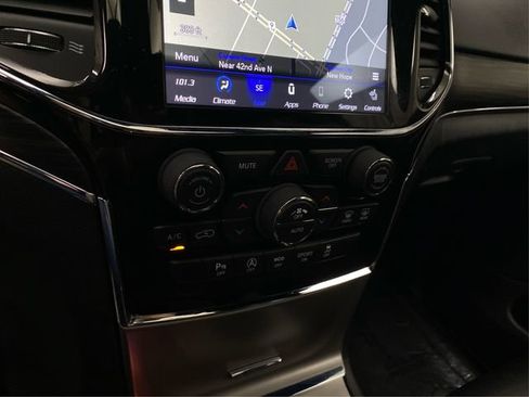 Used 2021 Jeep Grand Cherokee Limited AWD/4WD image 33
