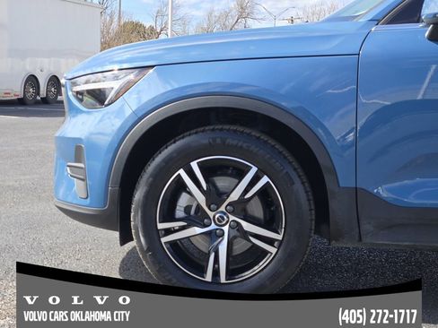 Certified 2025 Volvo XC40 B5 Core image 6