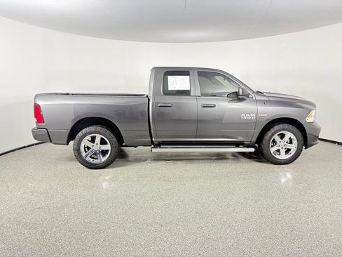Used 2018 RAM 1500 Express w/ Express Value Package AWD/4WD image 7