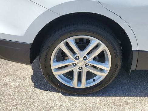 Used 2020 Chevrolet Equinox Premier image 5