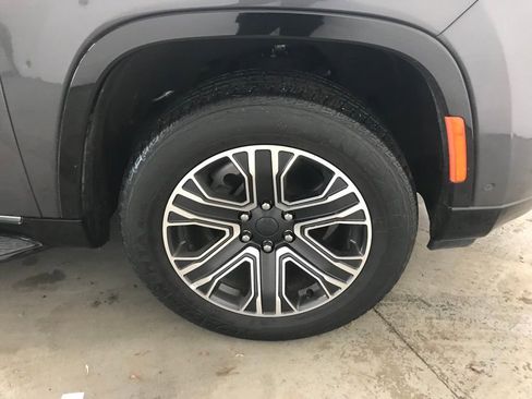 Used 2024 Jeep Wagoneer Series II image 50