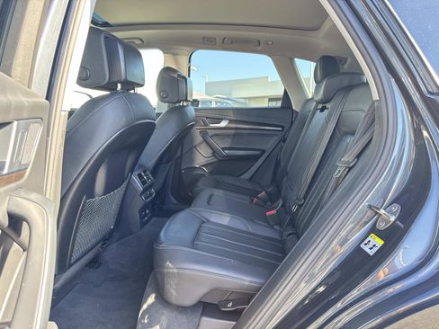 Used 2024 Audi Q5 2.0T Premium image 26