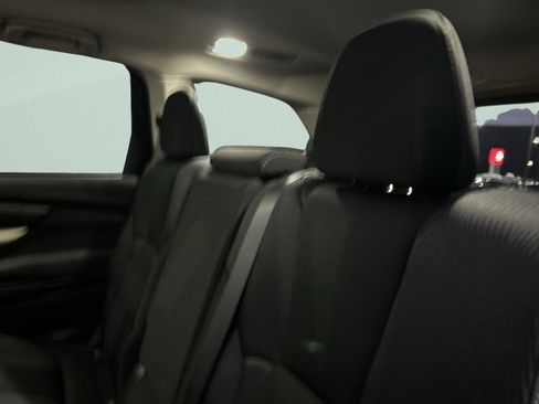 Used 2022 Subaru Ascent Premium image 29