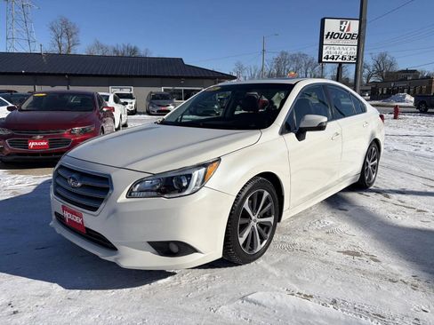 Used 2015 Subaru Legacy 2.5i Limited image 3