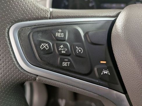 Used 2023 Chevrolet Malibu LT FWD image 18