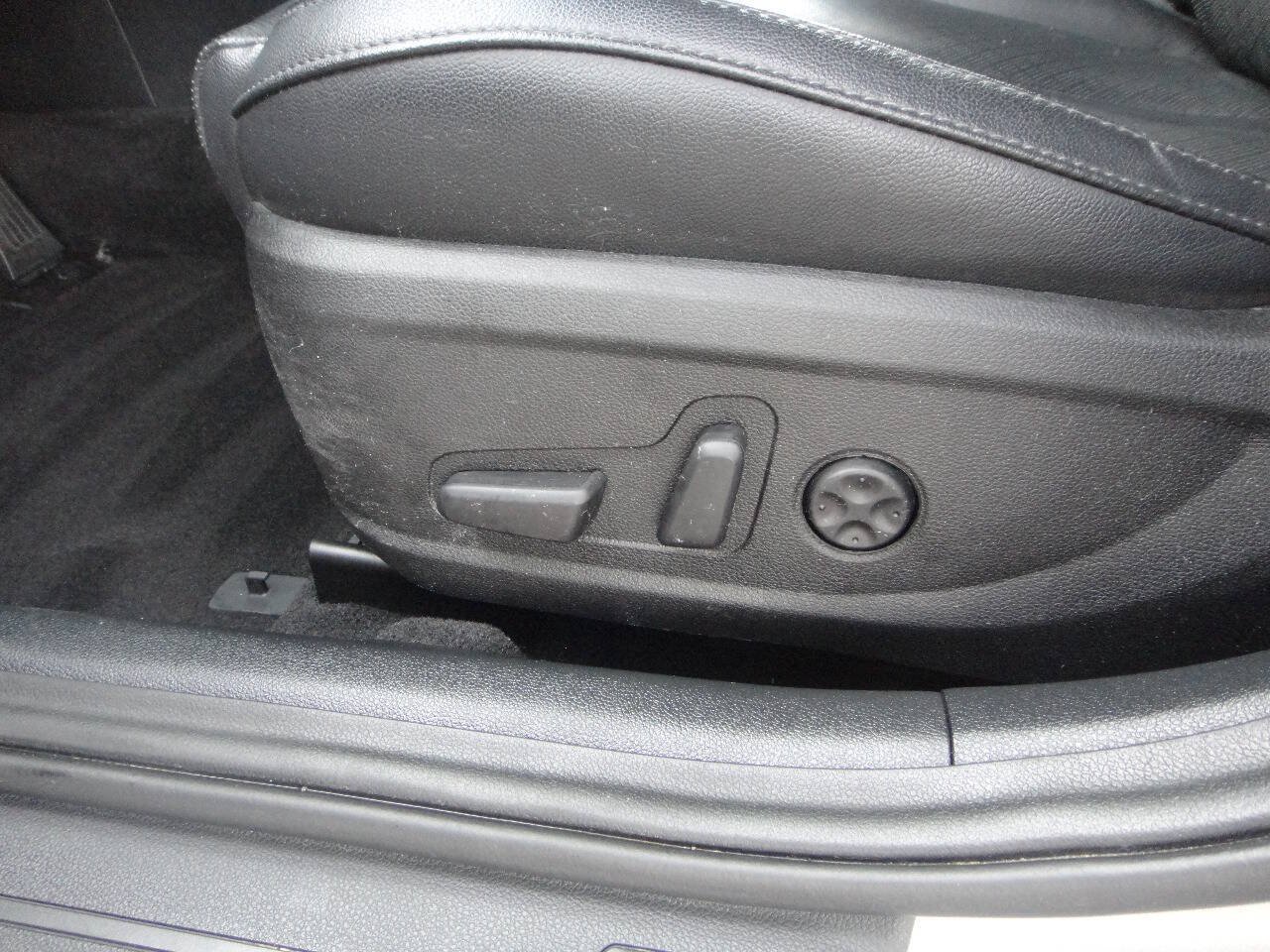 Used 2017 Kia Optima EX FWD image 11