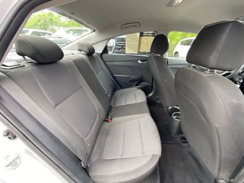 Used 2019 Hyundai Accent SE FWD image 34