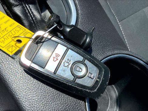Used 2019 Ford Mustang Coupe RWD image 13