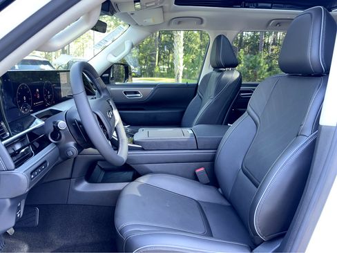 New 2026 INFINITI QX80 Luxe w/ Cargo Package image 16