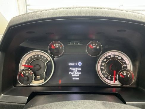 Used 2017 RAM 1500 Sport w/ Black Ram 1500 Sport Group image 9