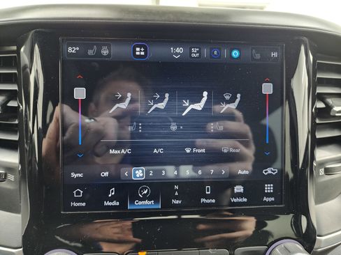 Used 2022 RAM 3500 Big Horn w/ Level C Equiment Group image 59