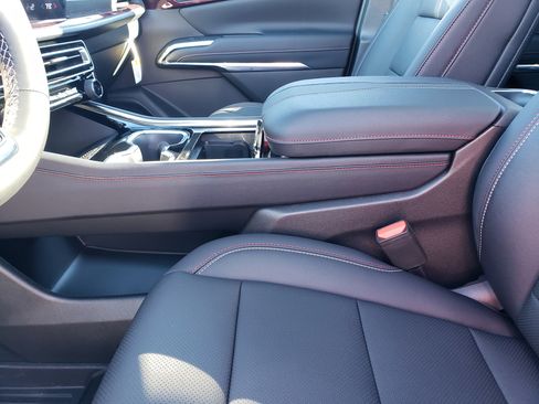 New 2026 Chevrolet Traverse Z71 w/ Driver Confidence Package image 29