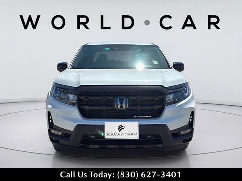 Used 2025 Honda Ridgeline Black Edition image 9