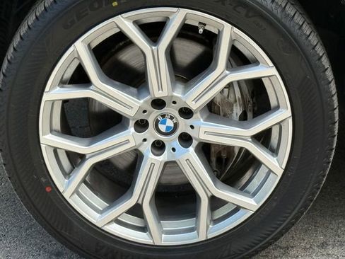 Used 2023 BMW X7 xDrive40i image 15