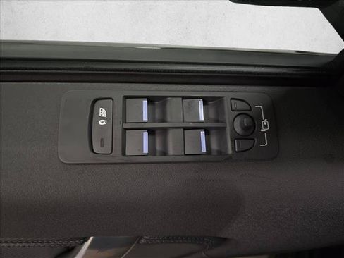 New 2026 Land Rover Discovery Sport Landmark AWD/4WD image 27