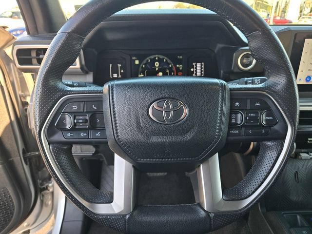 Certified 2025 Toyota 4Runner SR5 AWD/4WD image 26