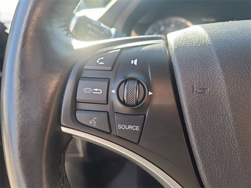 Used 2020 Acura MDX SH-AWD image 25
