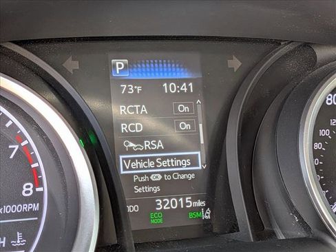 Used 2024 Toyota Camry LE w/ Convenience Package image 5