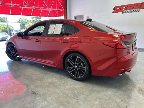 Used 2025 Toyota Camry XSE FWD image 6