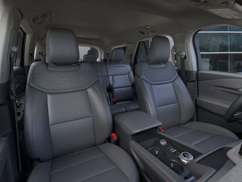New 2025 Ford Explorer Active w/ Active Comfort Package image 12