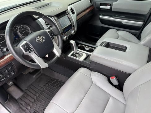 Used 2014 Toyota Tundra Limited w/ Limited Premium Package AWD/4WD image 11