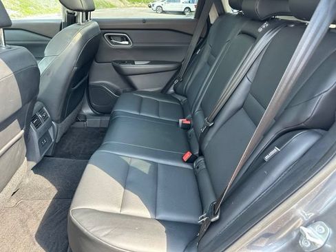 Used 2021 Nissan Rogue SV w/ Premium Package FWD image 21